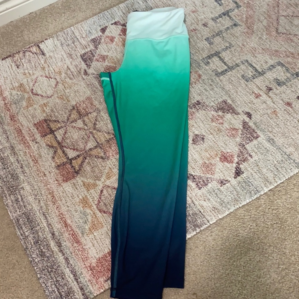 Athleta ombré elation leggings
